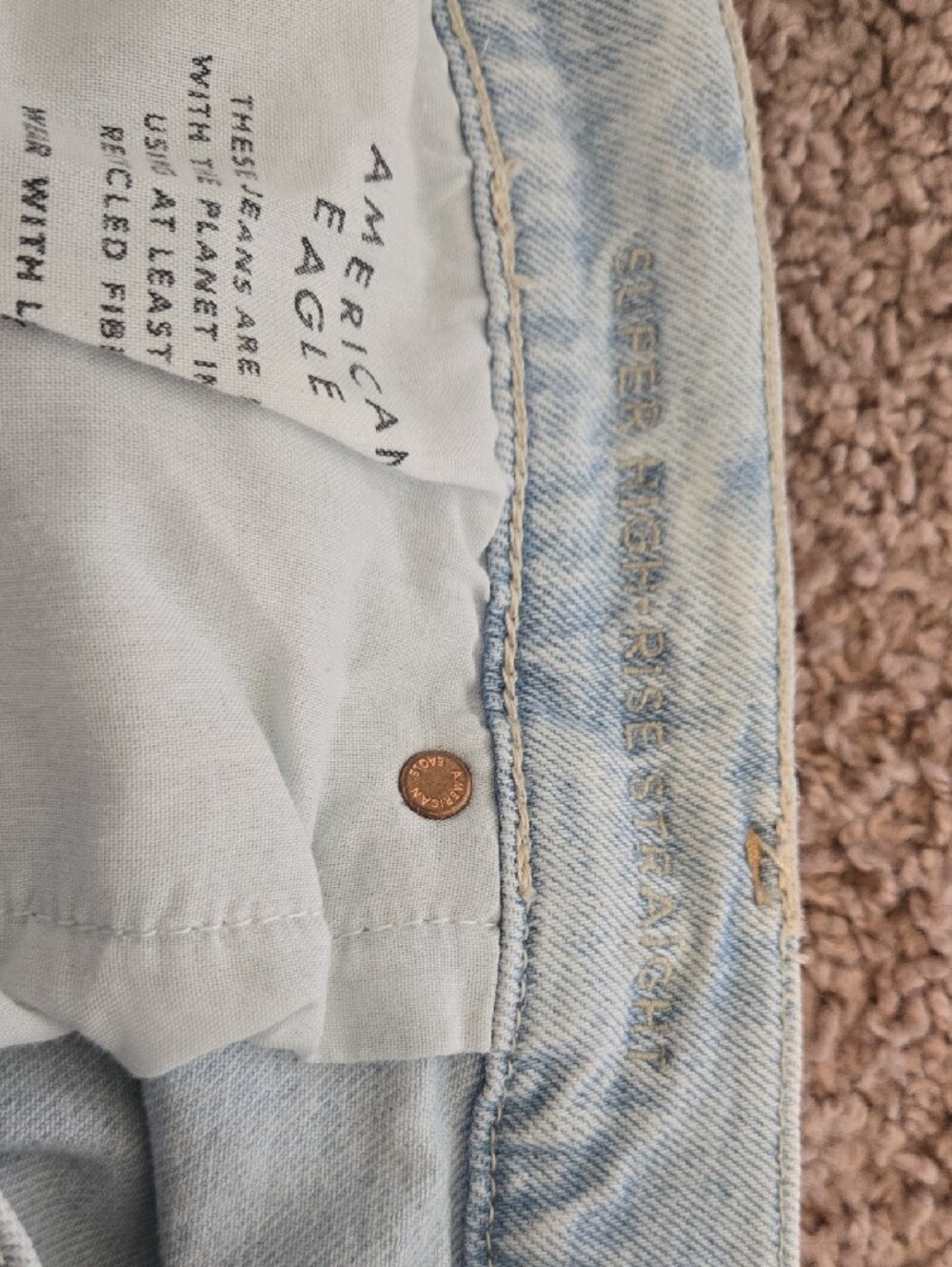 American Eagle Light Wash Super High Rise Straight Jeans Sz 18 Stretch Casual - Picture 4 of 8
